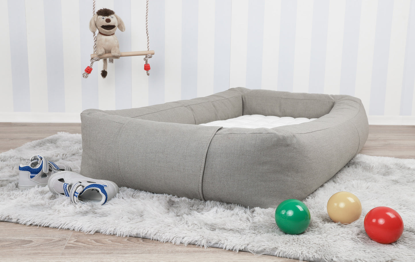 Lit enfant "FINN" - pliable et empilable